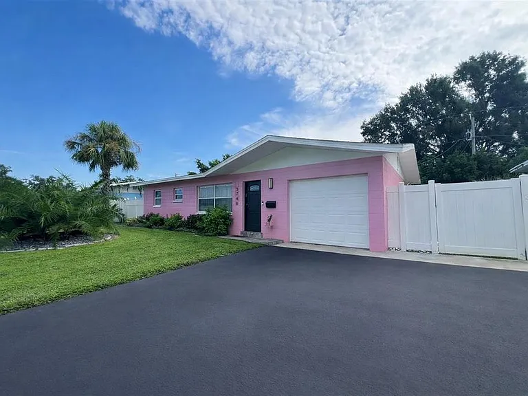 3748 Manatee Dr SE — Photo 1
