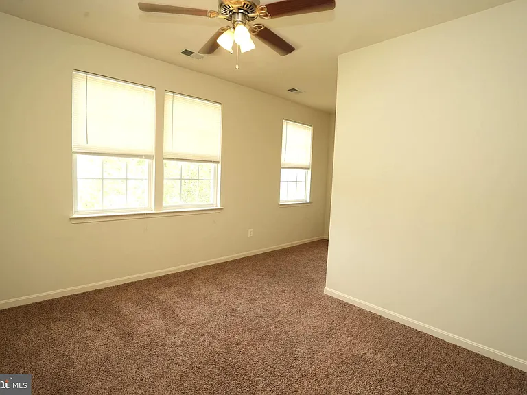 44517 Gray Wolf St — Photo 17