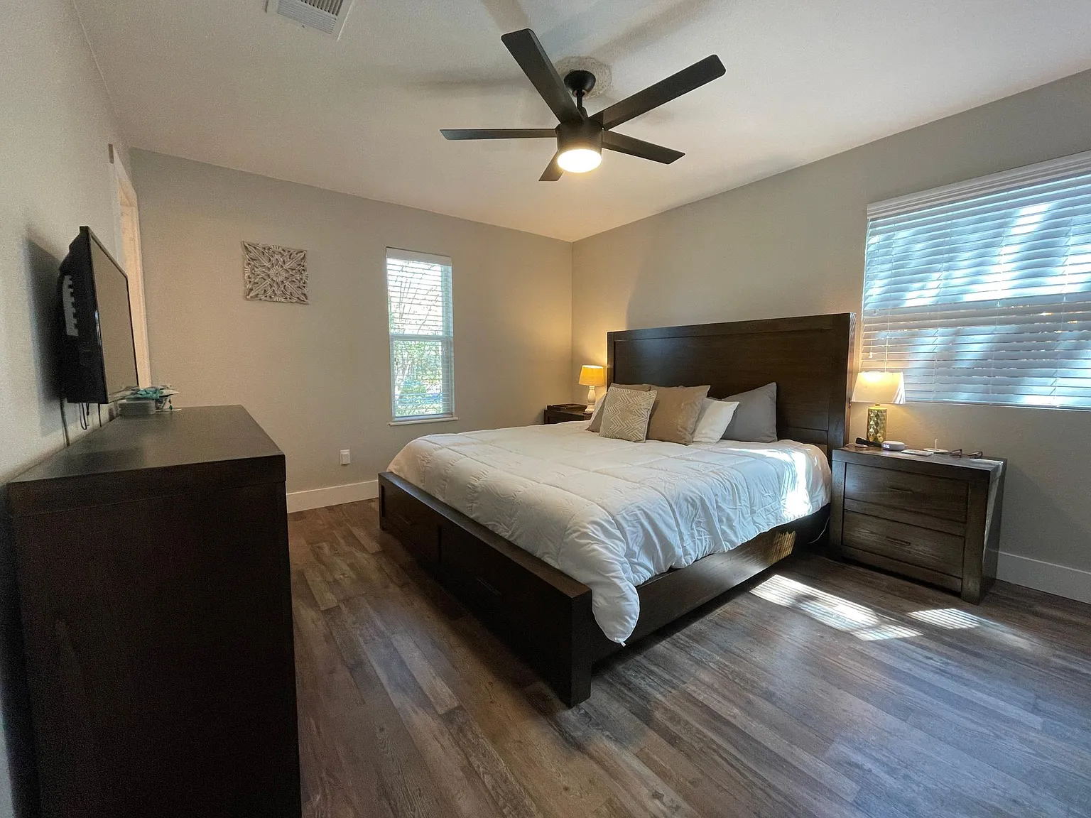 8004 Croftwood Dr — Photo 4