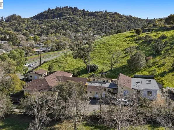 179 Los Ranchitos Rd, San Rafael, CA 94903