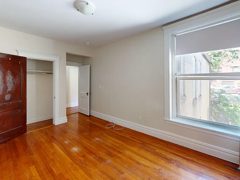 57 Strathmore Rd #6 — Photo 10
