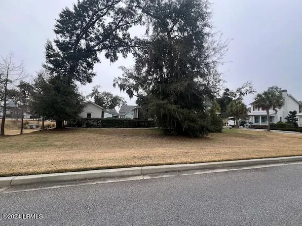 4 City Walk Way, Beaufort, SC 29902