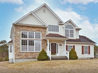 10 Audobon St, Medford, NY 11763