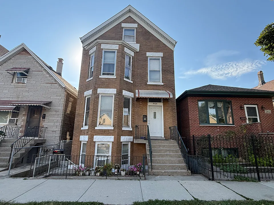 3616 S Winchester Ave #1