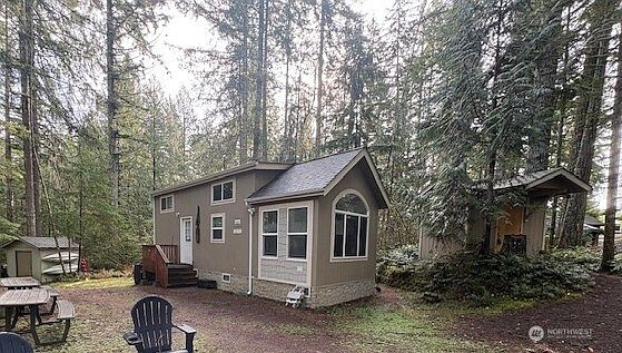 1st image of 1021 N Potlatch