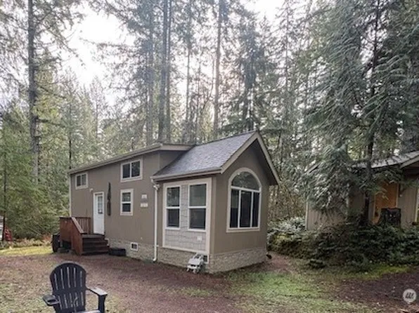 1021 N Potlatch, Hoodsport, WA 98548