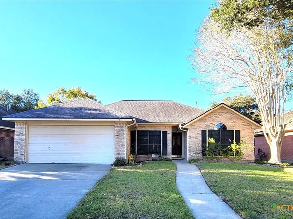 302 Cromwell Dr, Victoria, TX 77901