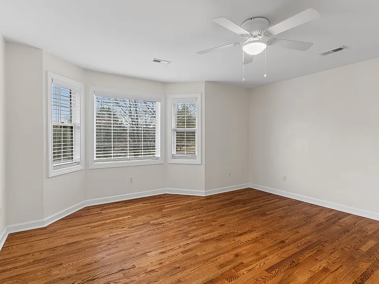 111 Rea Dr — Photo 14