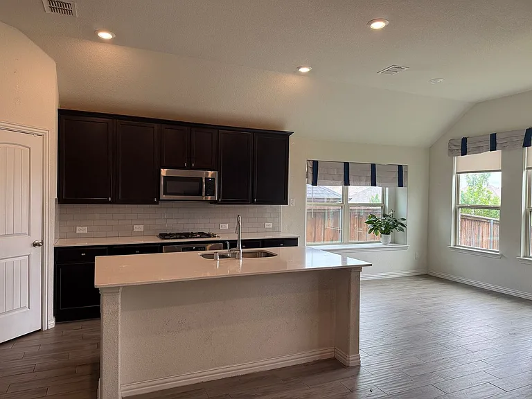 5609 Annie Creek Rd — Photo 5
