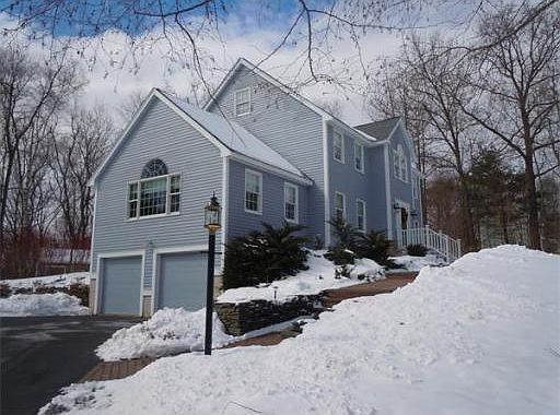 1st image of 14 Barberry Ln