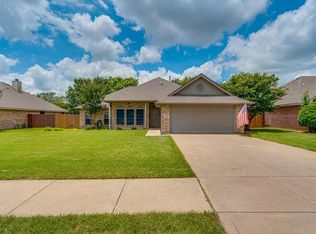 533 Wild Springs Dr, Midlothian, TX 76065