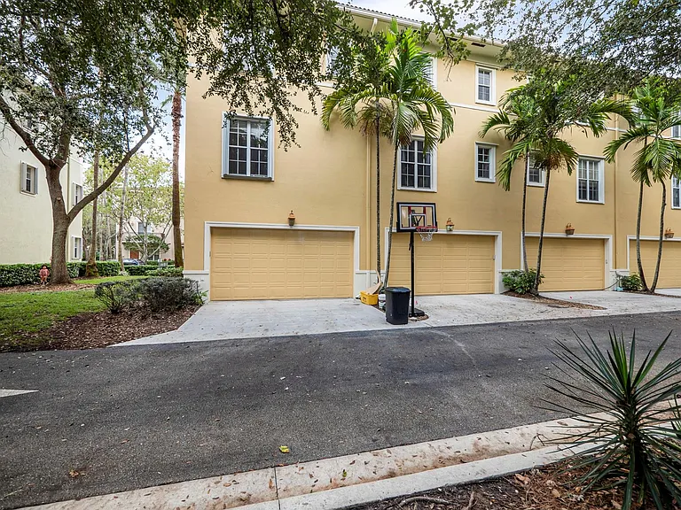 148 E Morning Dew Cir — Photo 21
