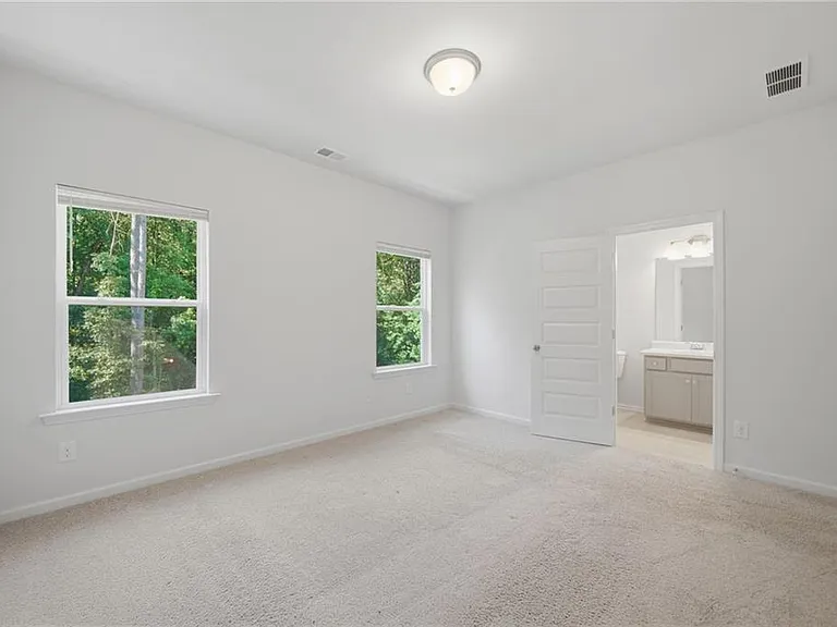 1670 Eagle Dr — Photo 34