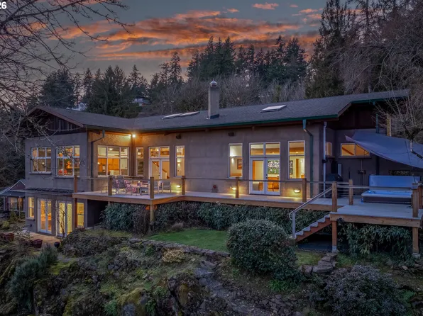 13537 Fielding Rd, Lake Oswego, OR 97034