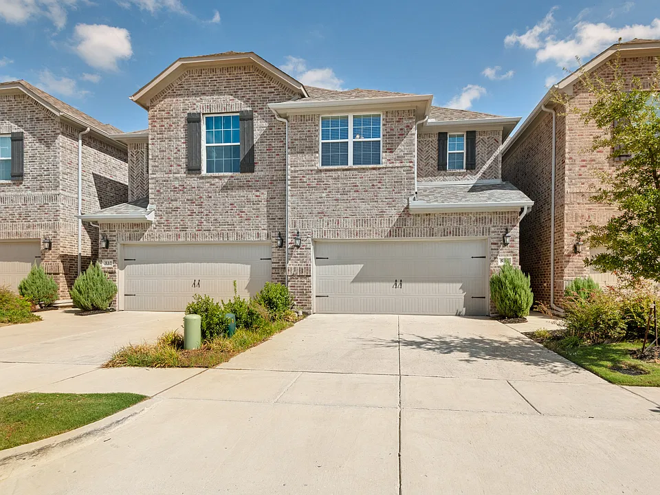 533 Hutchinson Ln