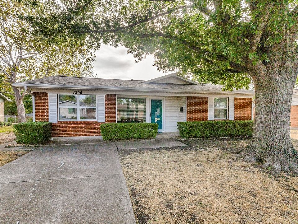 1st image of 1206 Hillcrest Dr