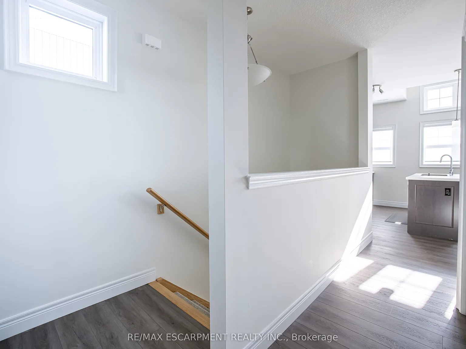2 bed, $2,450 — Photo 4