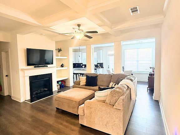 5th image of 7714 Baron Rd