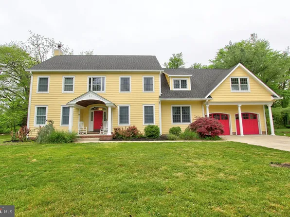 31 Elm Ave, Haddonfield, NJ 08033