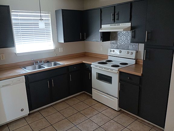 3rd image of 9602 Sugar Hill Dr #B