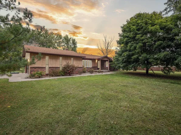 4715 South St, Newport, MI 48166