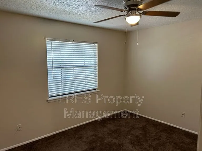 4603 Lighthouse Cir — Photo 51
