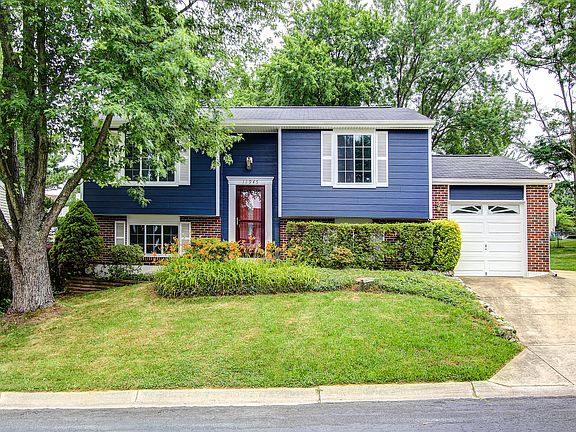 3rd image of 11945 Bambi Ct