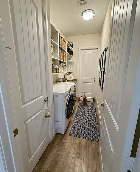 2025 Bridgepointe Cir #118 — Photo 14