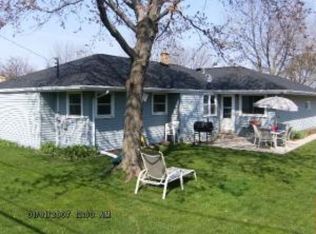 2523 S 93rd St, West Allis, WI 53227