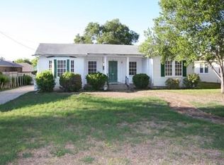 131 E Terra Alta Dr, San Antonio, TX 78209