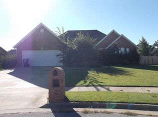 2302 SW Clover Ct, Bentonville, AR 72712