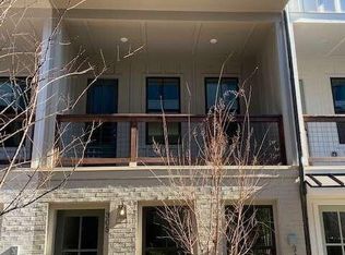 305 Dilbeck Cir #30, Atlanta, GA 30342