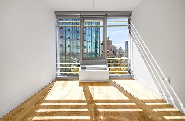 Rented by Mirador Real Estate | media 73