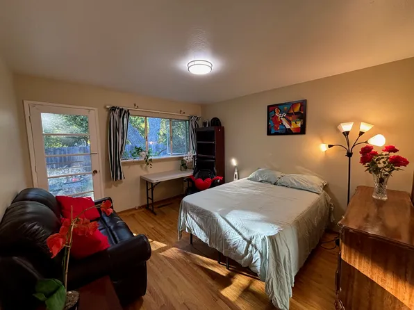 (undisclosed Address), Palo Alto, CA 94306