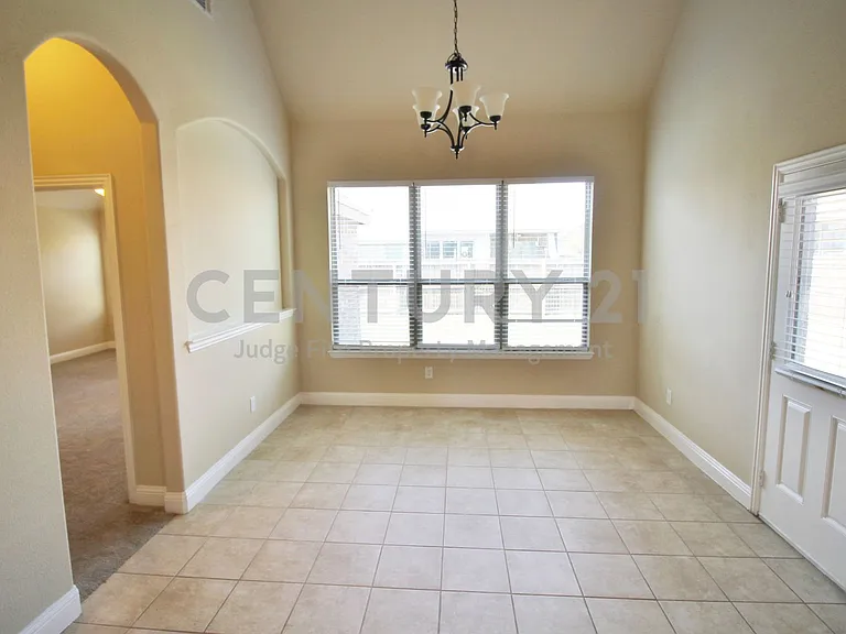 505 Clemson Ln — Photo 10