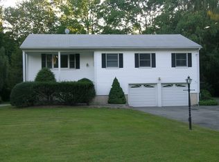 63 Eastview Dr, Valhalla, NY 10595