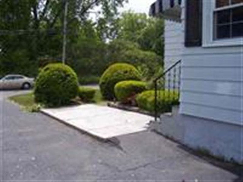 3rd image of 16 DESTEFANO Street