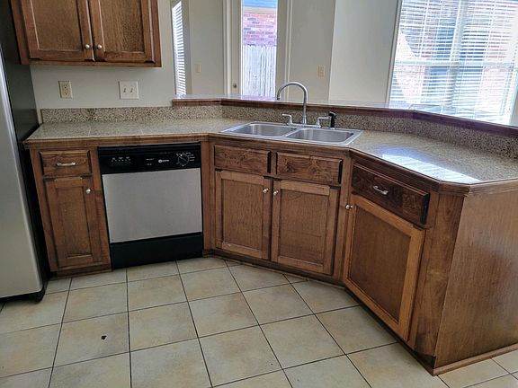 4th image of 123 Oakbend Dr