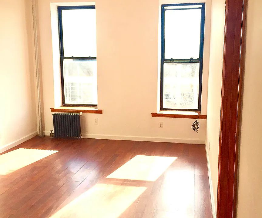 1st image of 121 W 122nd St APT 4F