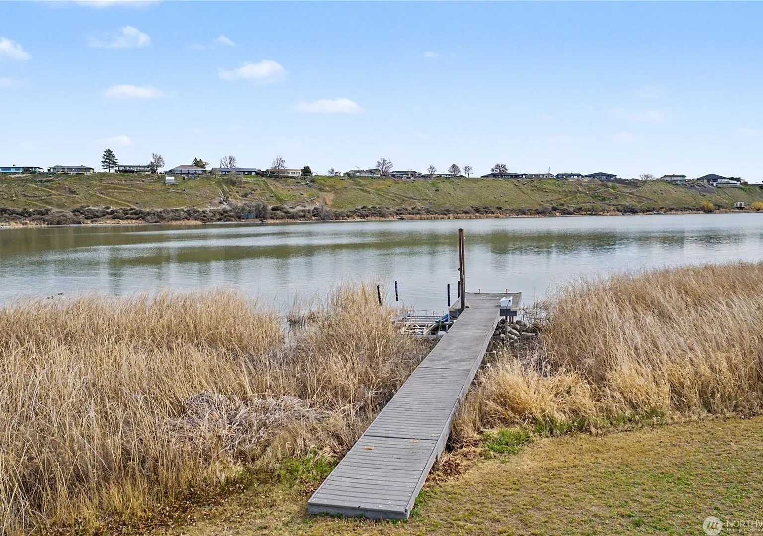 Lake Living! 3 bed 2 bath on the lake house — Photo 4