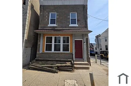 1225 Adams Ave Photo 1