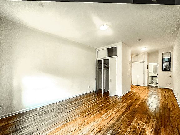 2nd image of 119 E 89th St APT 5D