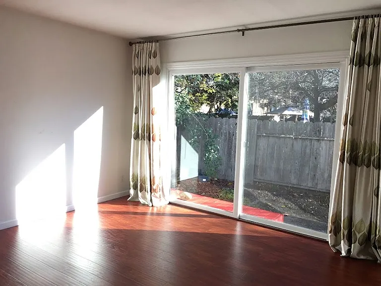 6728 Melody Ct — Photo 7