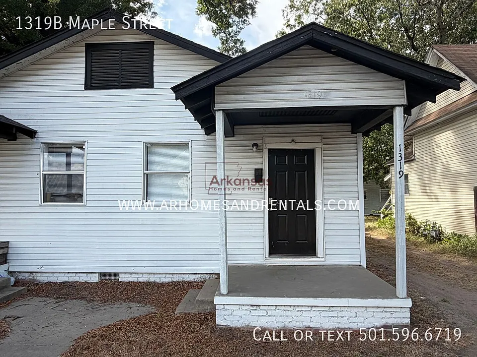 1319B N Maple St