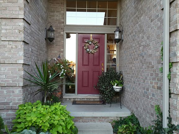 2nd image of 9539 Wellington Ct