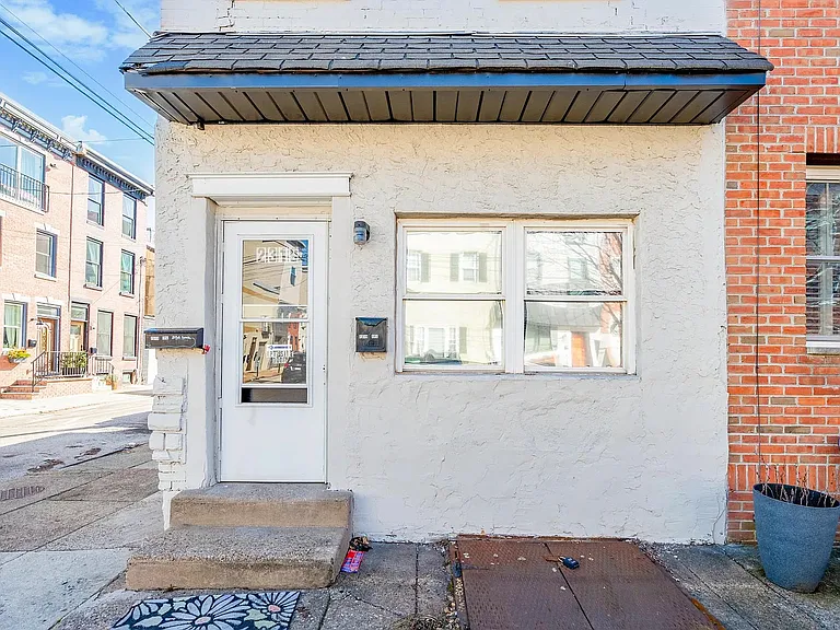 2319 Cedar St #1 — Photo 13