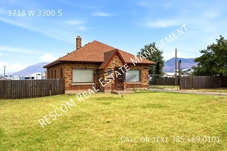 Unique Property for Lease Office or Residential Opportunity — Photo 1