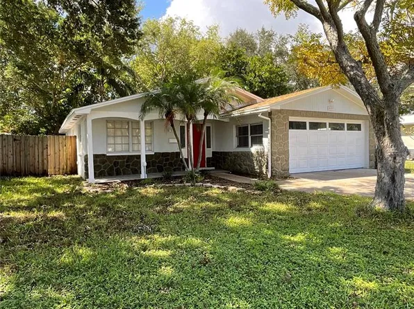 5620 Denver St NE, Saint Petersburg, FL 33703