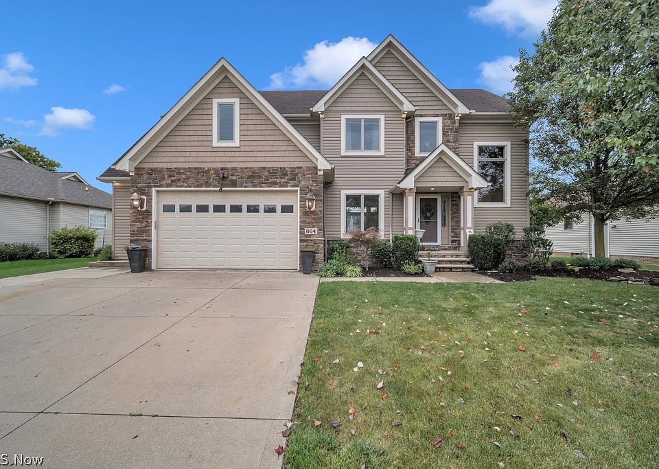 1st image of 664 E Dawnwood Dr
