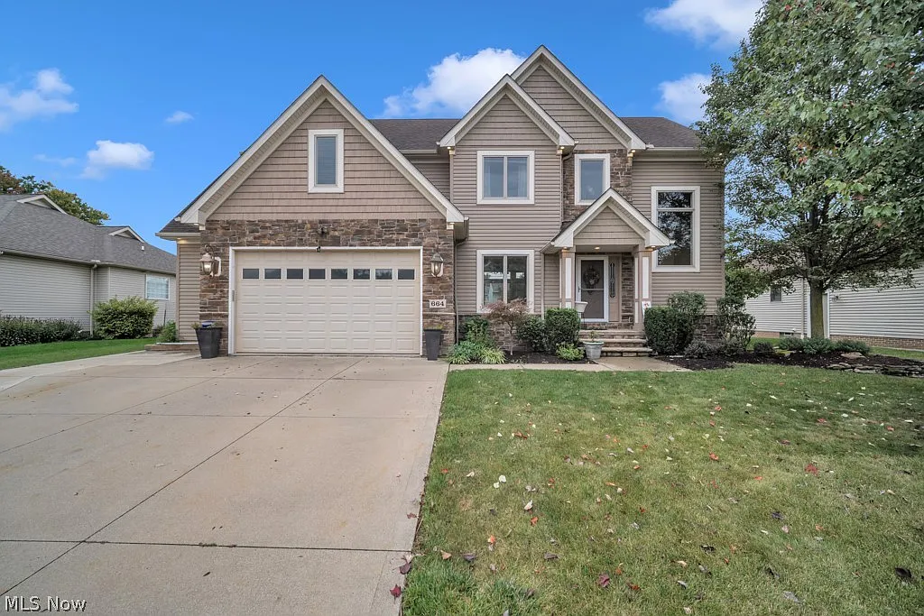 664 E Dawnwood Dr photo 1